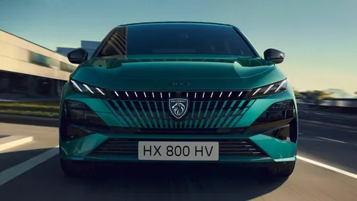 Peugeot 308小改款捨棄招牌「獠牙燈」 造型與科技齊升級