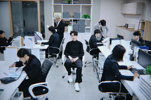 最狂创作男星11月开唱 粉丝抢无票、连诈骗都出现「比演唱会还刺激」