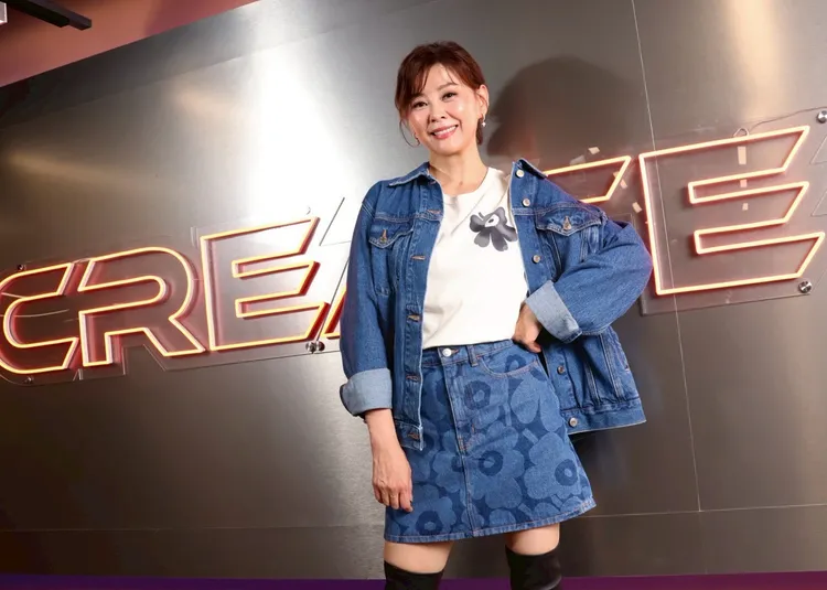 方馨過去拍八點檔過度勞累，邊開車邊哭。莊宗達攝