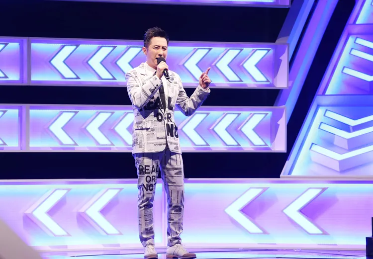 哈林在節目上跟趙樹海鬥嘴。公視提供