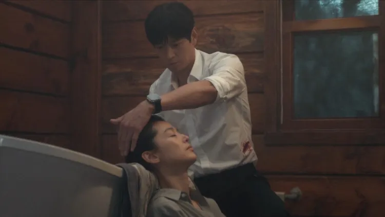 雖然要戰爭了，下一秒保鏢又變美髮師兼談戀愛（燦笑）