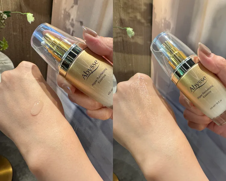 Abysse第三代黃金藻青春煥膚晶露質地。張家玲攝