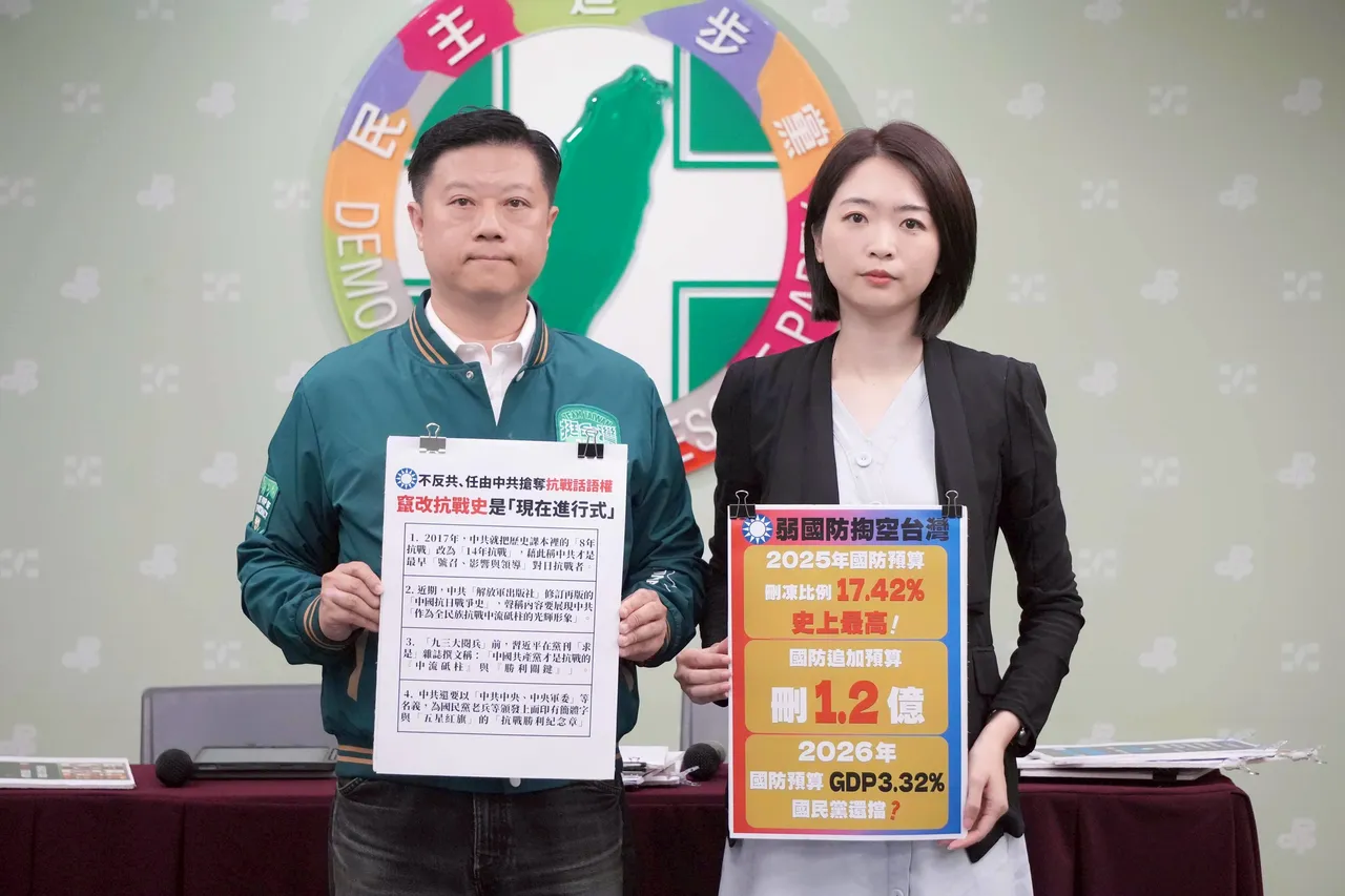 吳峻鋕強調,國民黨的毫無反應,任由話語權的奪取,就是不反共的最大象徵。民進黨提供