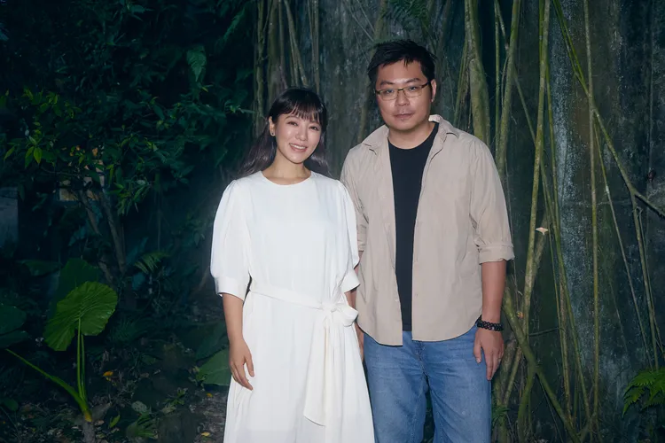 丁噹（左）向電影導演解孟儒自薦想參演恐怖題材電影。相信音樂提供