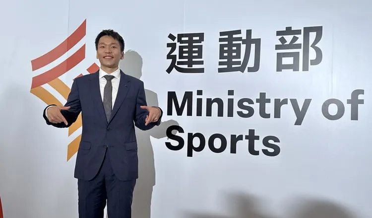 李洋部长上任首件事　竟然是要「运动部同仁每天运动30分钟」