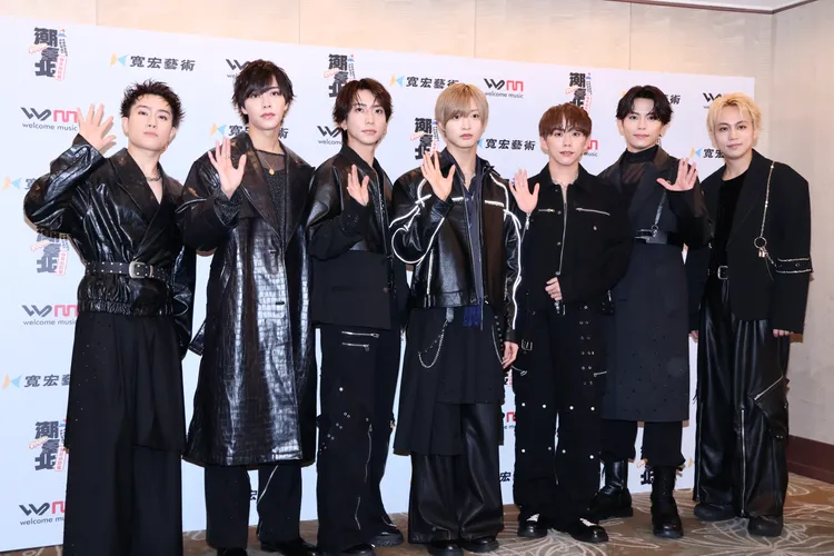 IMP.由椿泰我（左起）、松井奏、鈴木大河、佐藤新、基俊介、隊長影山拓也、横原悠毅組成。莊宗達攝