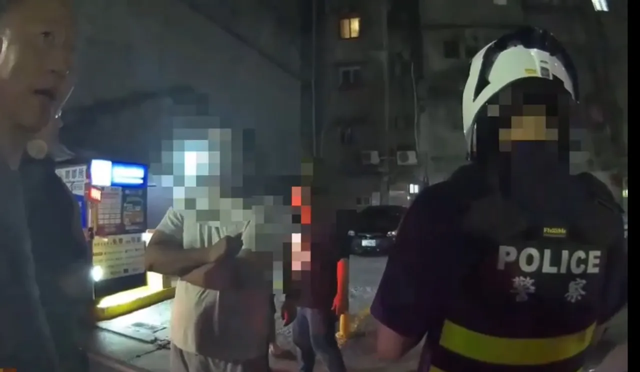 许男等4人被逮,还不断向警方强调没有对被害人怎样,只是找他出来好好讲。翻摄画面