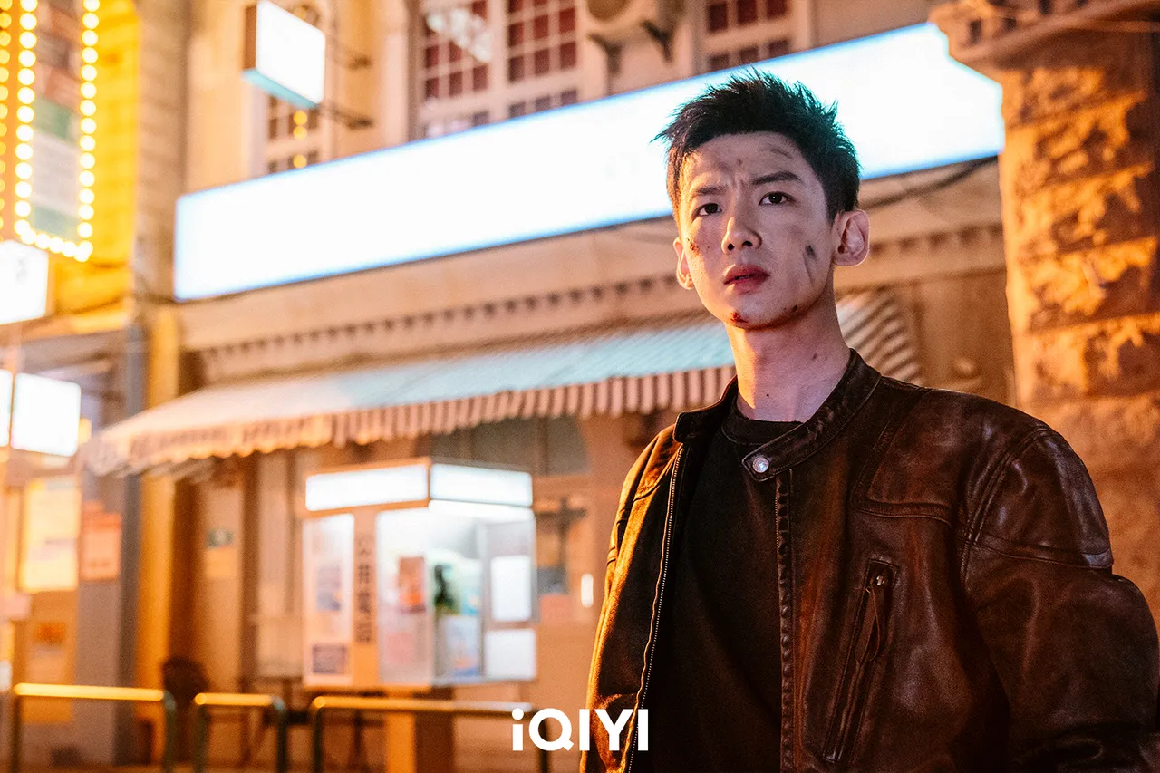 白敬亭没看剧本就答应演出。iQIYI爱奇艺国际版