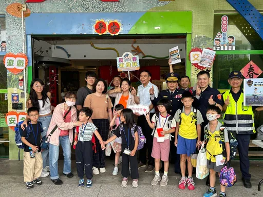 9/1開學日南港警不缺席!分局長率隊宣導交通安全