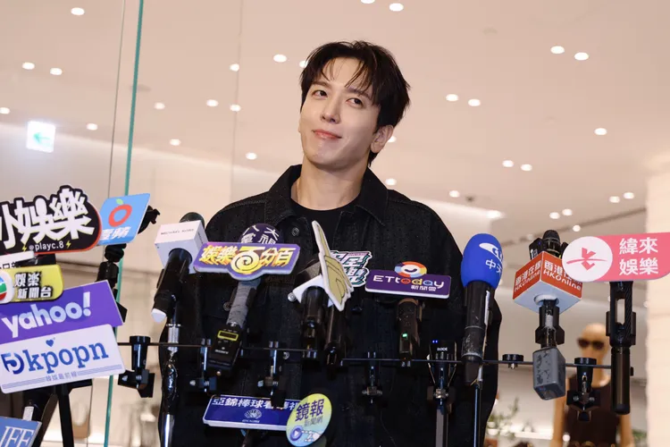 鄭容和現身台北101。彭欣偉攝