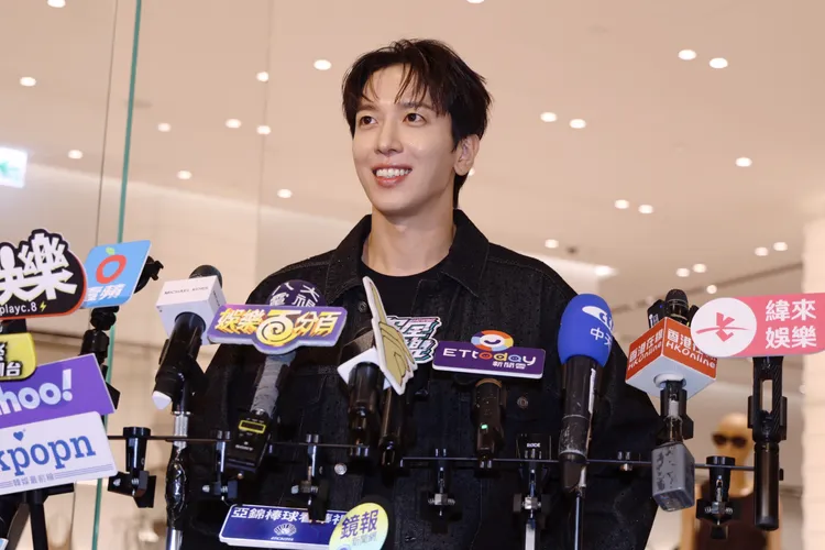 鄭容和一下飛機就先去吃了牛肉麵。彭欣偉攝