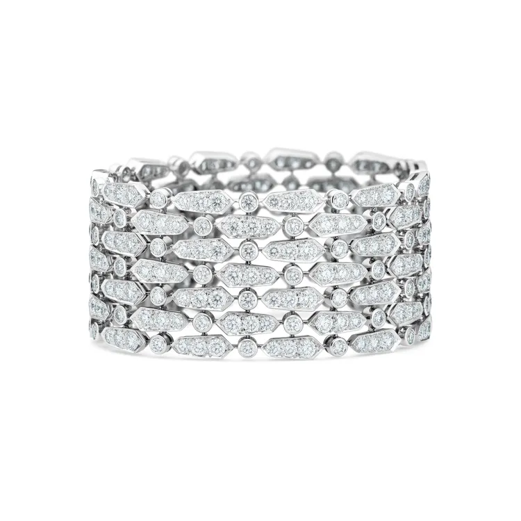 De Beers Phenomena Glacier 高級珠寶七行鑽石手環。品牌提供