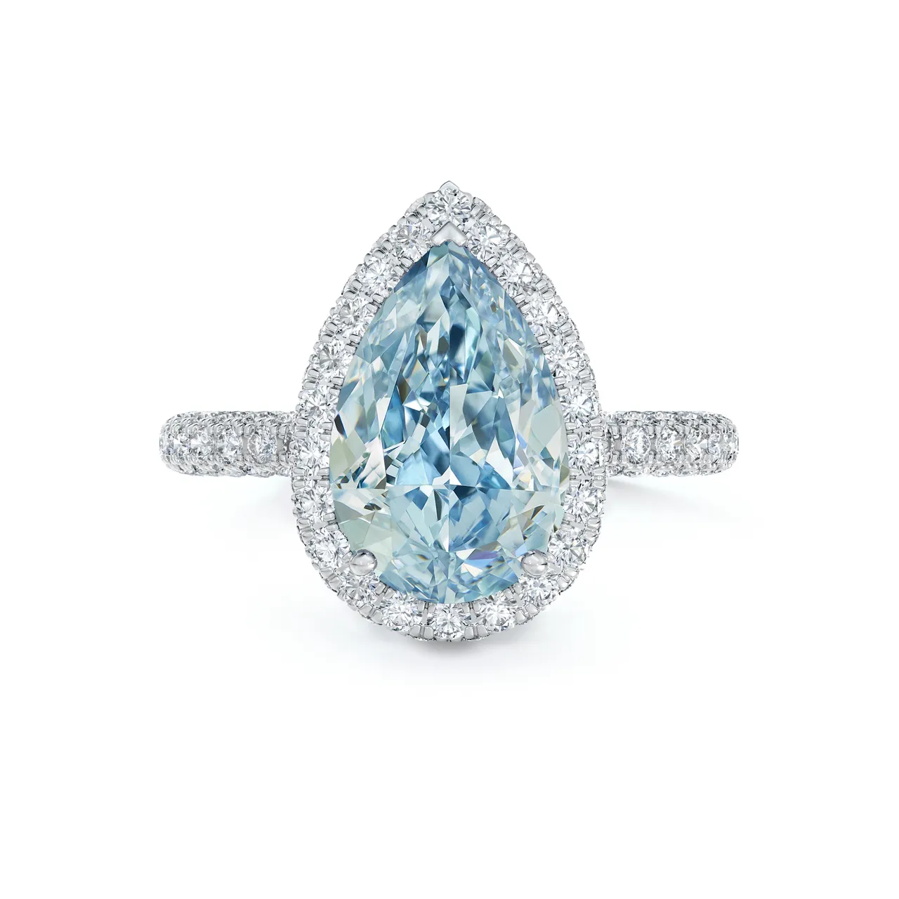 De Beers Aura 高级珠宝梨形切割蓝钻戒指。品牌提供