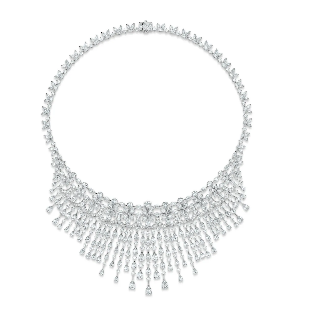 De Beers Ellesmere Treasure 高级珠宝钻石项链。品牌提供