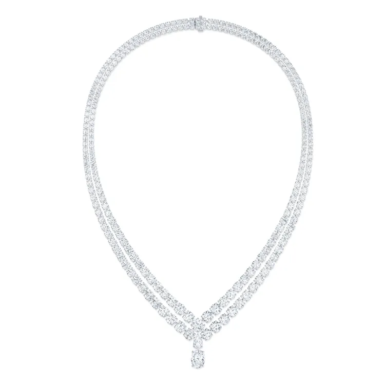De Beers Essence of Nature 高級珠寶系列 Foundation 鑽石項鍊。品牌提供
