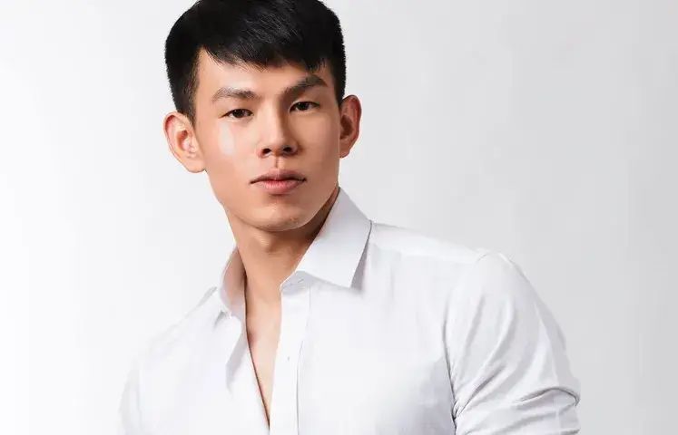 小英男孩蹭「前副閣揆」之名索賄　藏錢術跟陳佩琪一樣
