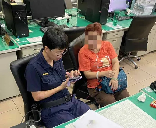 婦人追星花13萬買點數換互動 超商店員機警報警阻詐