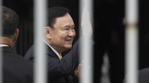 住院不算!泰国前总理戴克辛遭最高法院判刑1年 将入监服刑