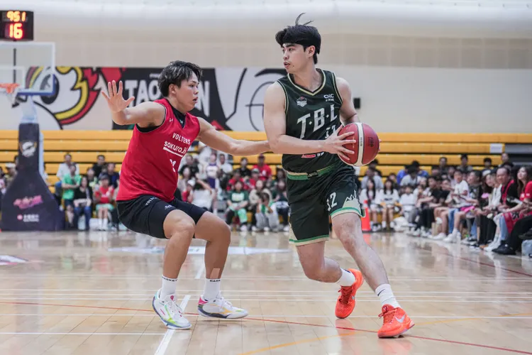 林信寬(右)。雲豹