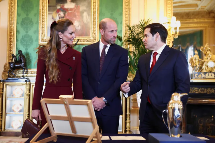 凱特王妃（左起）與王儲威廉接待美國國務卿盧比歐。路透社