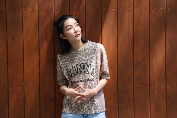 林雨葶回憶兇嫌到家裡涼麵店光顧時，就有詭異行徑。莊宗達攝