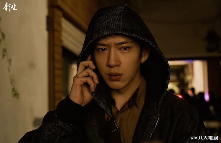 井柏然在《新生》劇中，因騙局引來殺機。八大提供