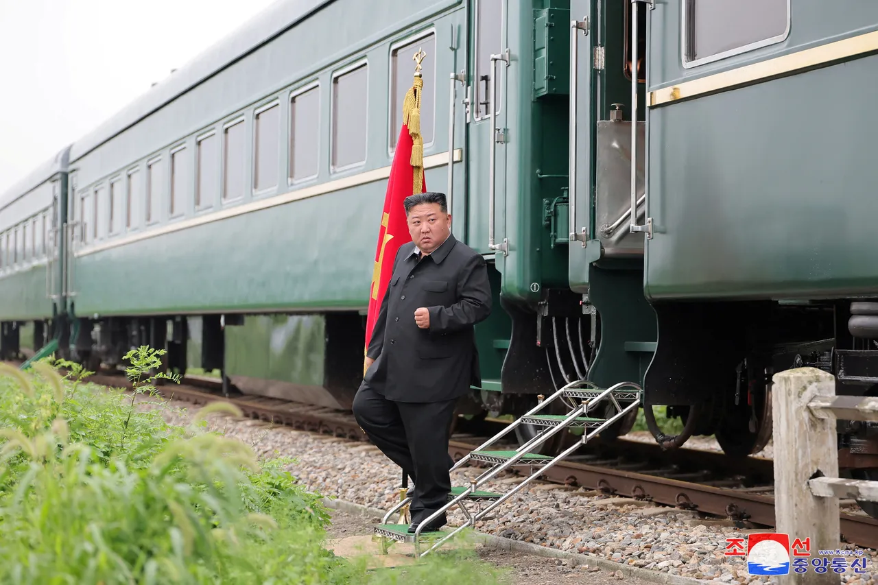 金正恩視察平安北道洪水災區。路透