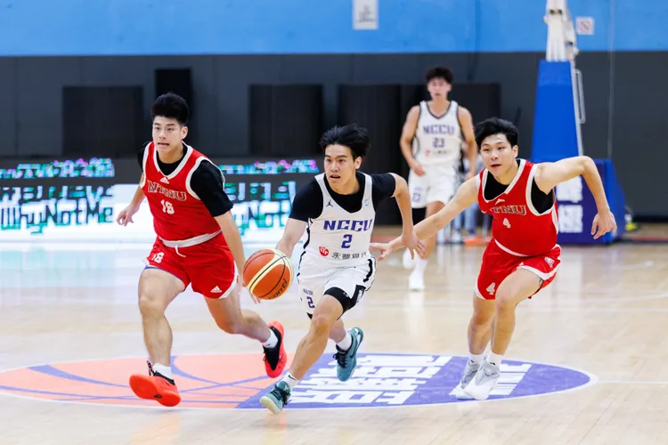 臺師大本場數度落後近雙位數，但最終追到差點逼進延長賽。登峰造極提供