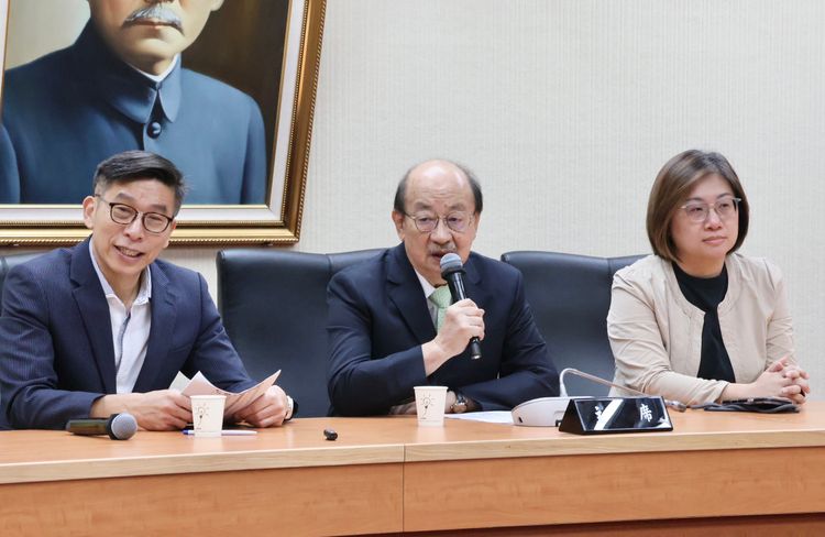 柯建銘保住總召！民進黨團幹部三長出爐：鍾佳濱任幹事長、陳培瑜任書記長