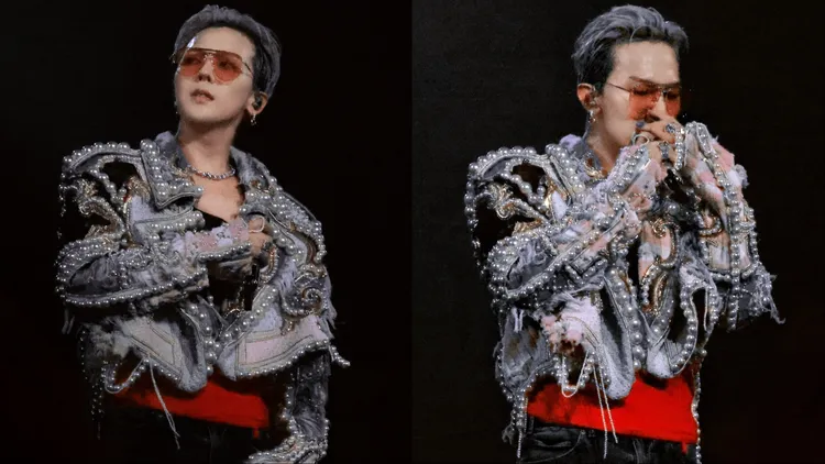 GD身上的珍珠拼接短版夾克，在開襟與袖口處以一顆顆飽滿的珍珠點綴。翻攝X