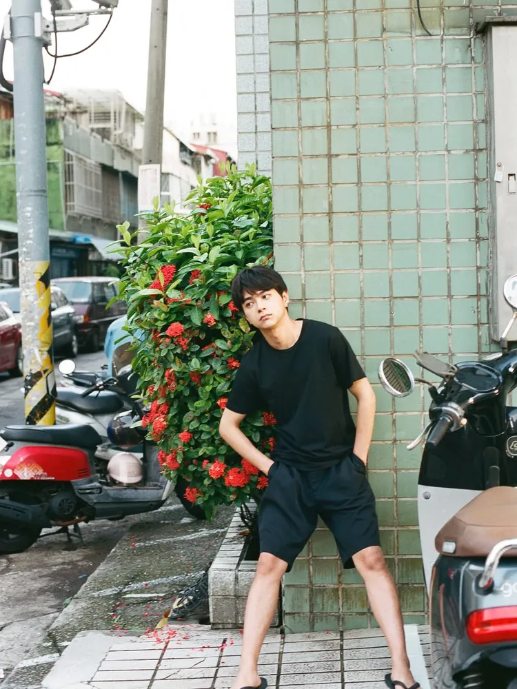 佐藤勝利融入台中在地生活。翻攝佐藤勝利IG