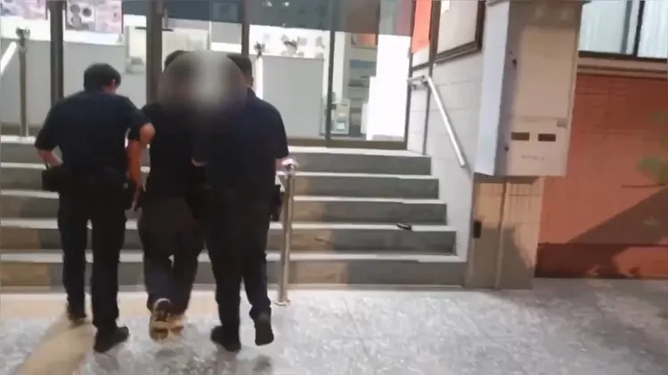 在電影院毆打2名女客人的陳姓男子，被警方依傷害等罪移送法辦。民眾提供