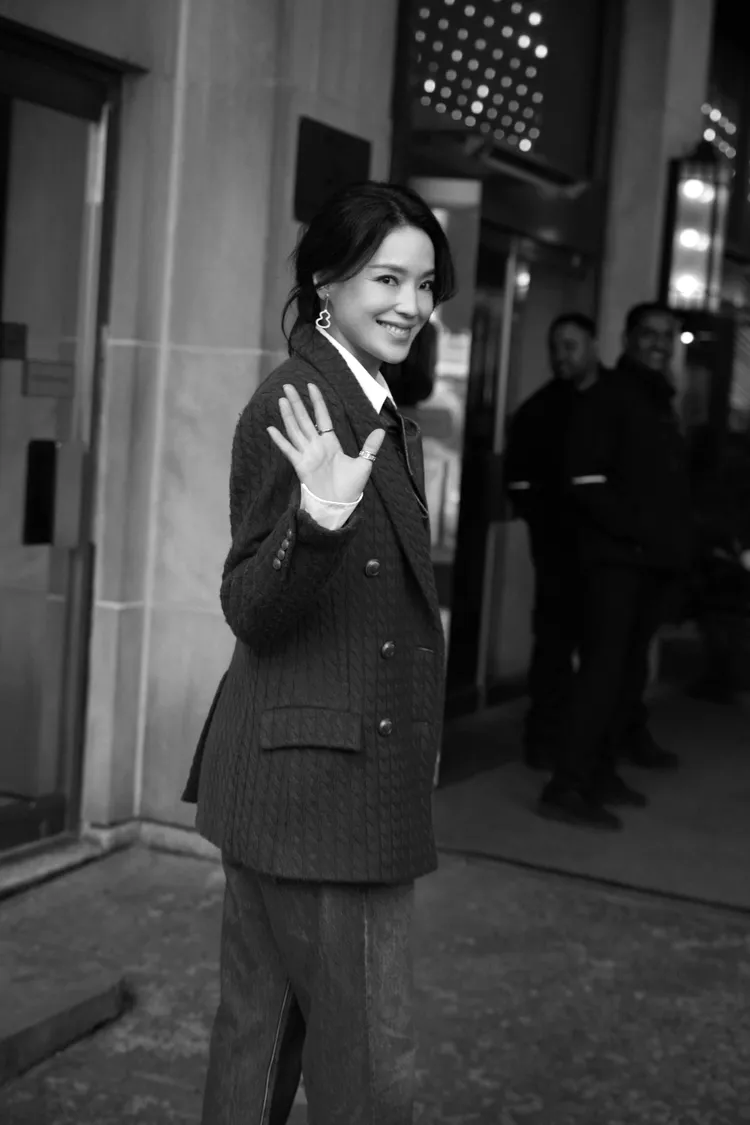 舒淇的造型低調有質感。品牌提供