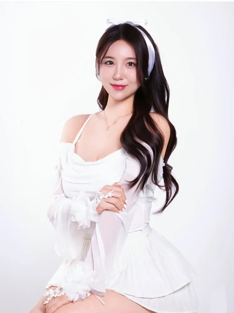 「浪LIVE電豹女」迎接女神級學妹金賢鈴。想想時間有限公司提供