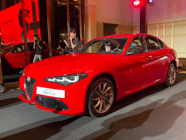 Giulia車系建議售價為218.9萬元起。林浩昇攝