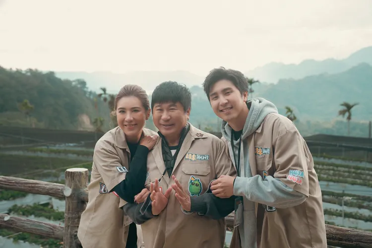 《胡來旅行社》最終回！胡氏一家三口首度旅行。客台提供