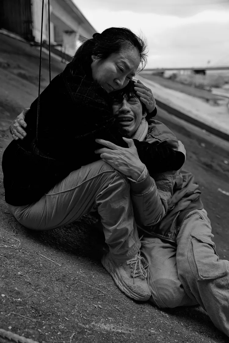 楊麗音與洪毓璟從陌生到宛如母子般親密。公視台語台提供。