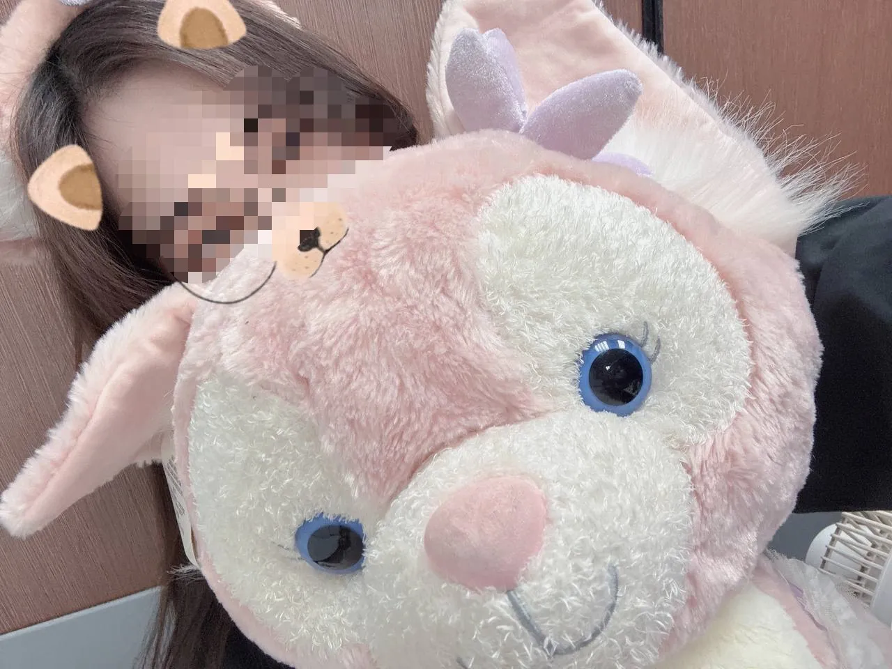 该集团派出女机手与被害人见面以取信。警方提供