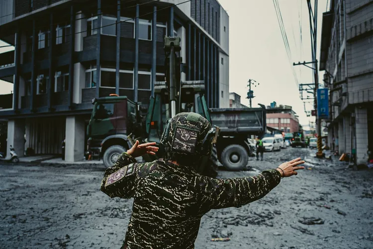 賴清德希望讓辛苦的官兵弟兄，適當休息調節。取自賴清德臉書