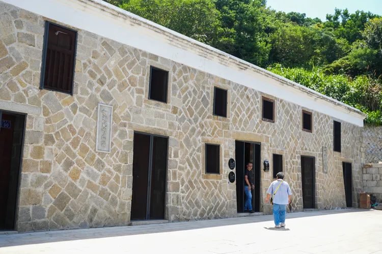 橋仔五間排。田欣雲攝影