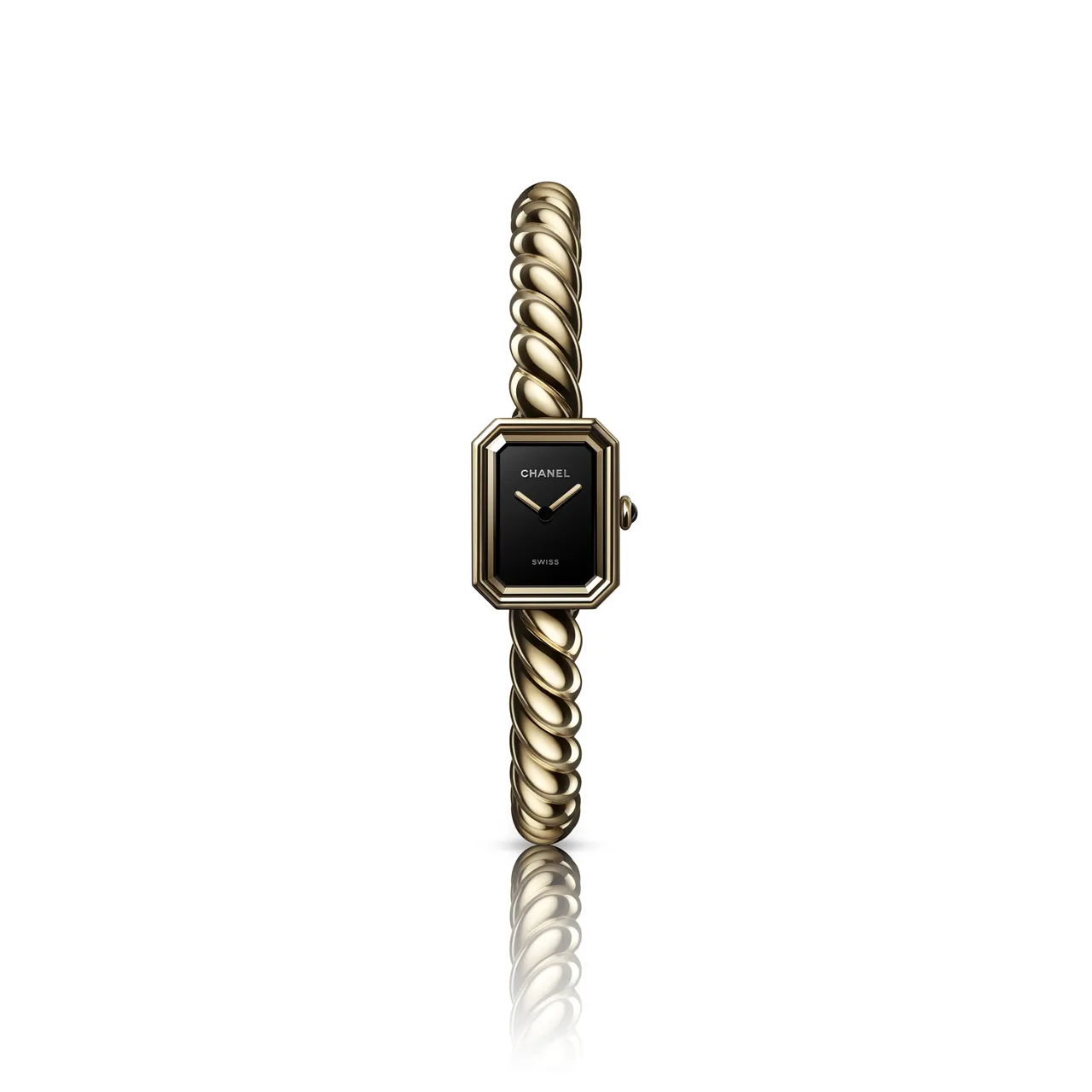 香奈兒Première Galon腕錶,19.7x15.2mm,18K黃金錶殼,黑色漆面錶盤,18K黃金編織圖騰手環,高精準石英機芯,防水深度30米,53萬1000元。品牌提供