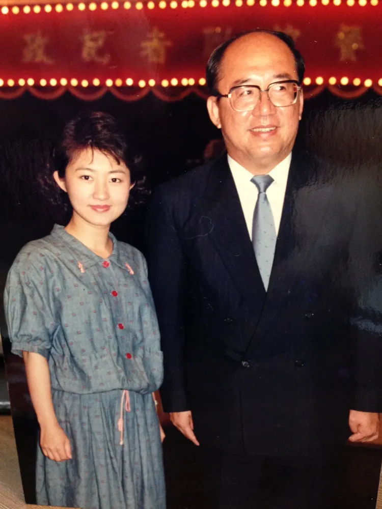 盧秀燕採訪時任台北市長吳伯雄。翻攝盧秀燕臉書