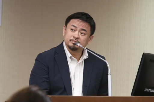 龚明鑫批最低工资公式不适当 洪申翰:他在传达资方想法