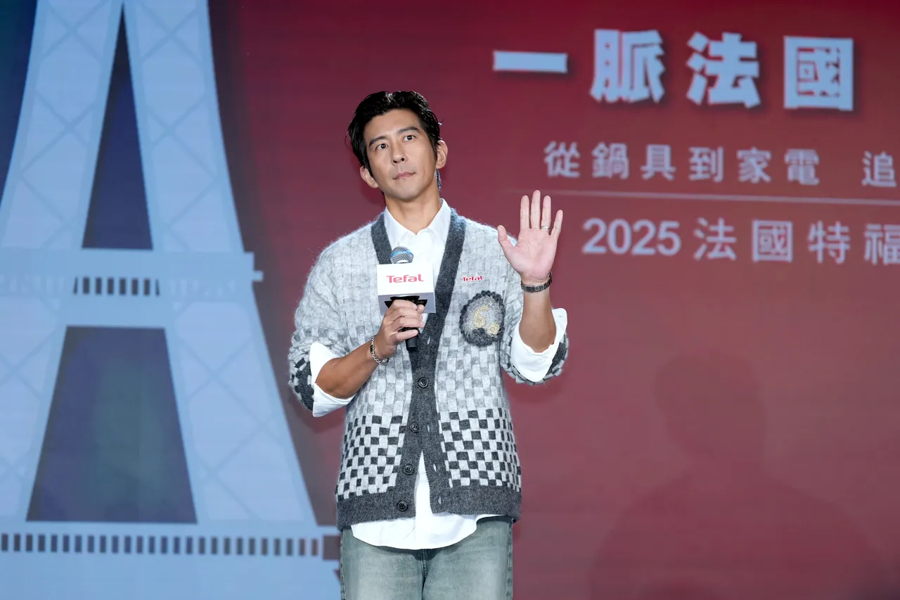 修杰楷是爱家好男人代表。摄影中心摄