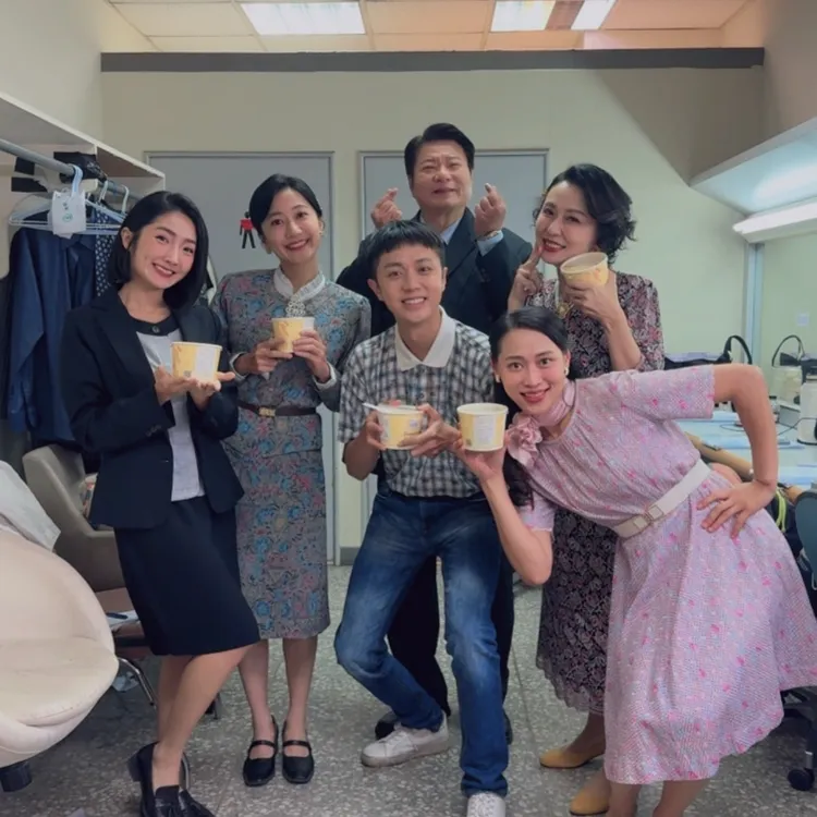 陳文山拍寶島西米樂時常自掏腰包請客。照片取自蔡宜君臉書