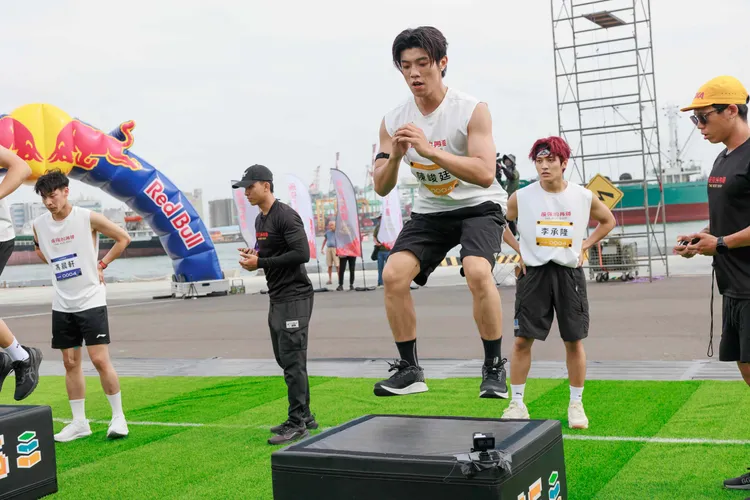 「FEniX」李承隆、陳峻廷也前來參戰，有偶包。好看娛樂提供