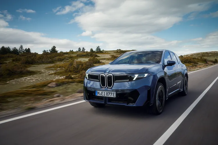 BMW iX3。高通提供