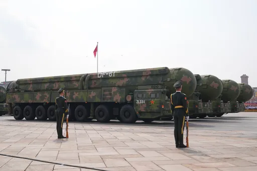 专家:中国汲取俄乌战场经验 研制多款新武器