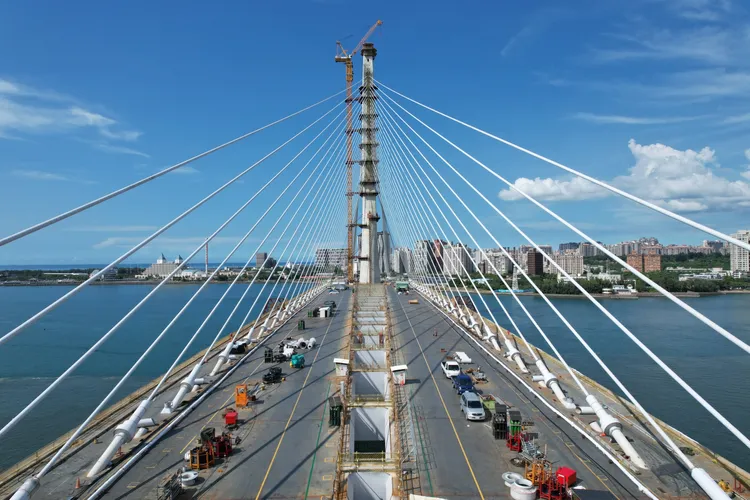 淡江大橋今上午舉行合龍儀式。翻攝工信工程股份有限公司臉書