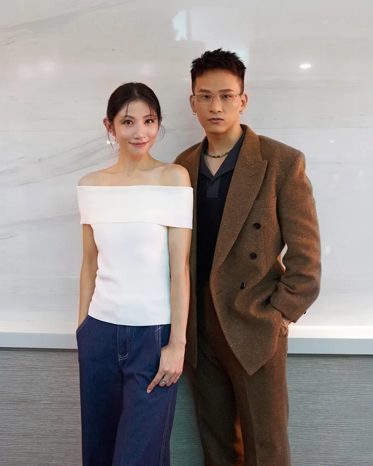 李千娜與黃奇斌開心合作。環球音樂提供